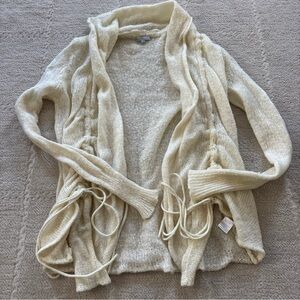 Charlotte Russe Cream Women's Cardigan